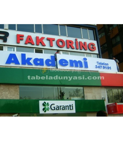 Akademi Işıklı Tabela
