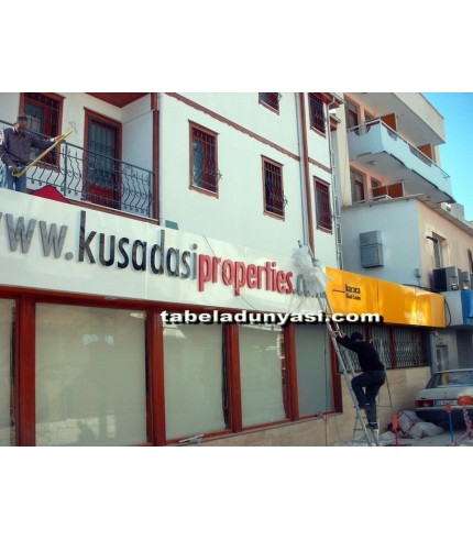 Kuşadası Işıklı Tabela