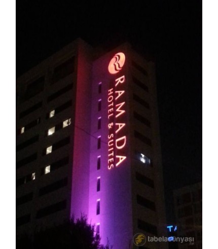 Ramada Hotel Çatı Tabelası