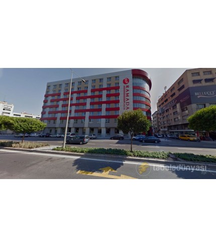 Ramada Hotel Kutu Harf