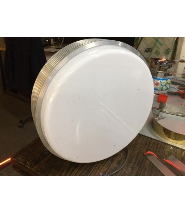 Yuvarlak ışıklı hazır tabela