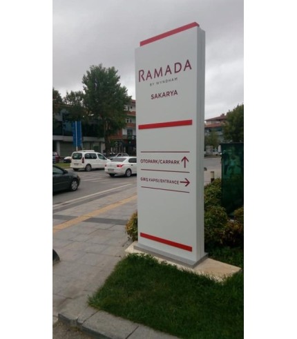 Ramada Otel Sakarya Işıklı Kanopi Totem Tabela