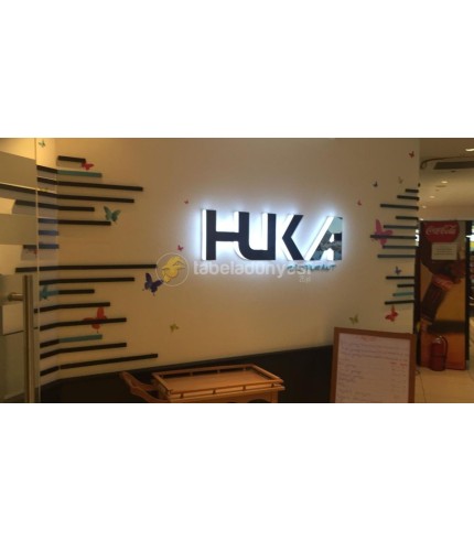 Huka Restaurant Işıklı Pleksi Kutu Harf