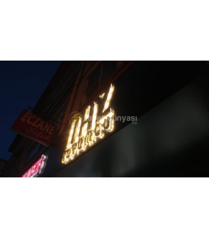 Naz Kuyumcu Kızıltoprak Endirek Aydınlatma Gold Krom