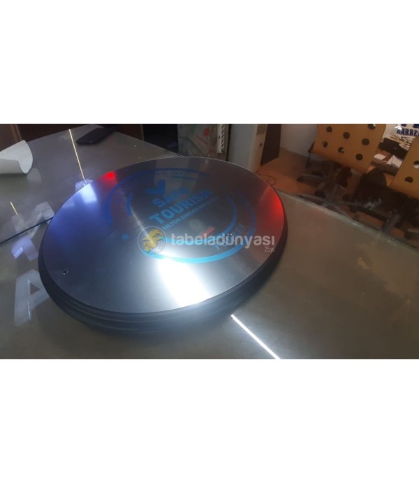 Hilton Garden GÜVENLİ TURİZM TABELA