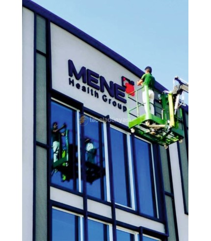 Mene Health Group Çatı Duvar Tabela