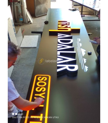 Nish Adalar Işıklı Kutu Harf Tabela