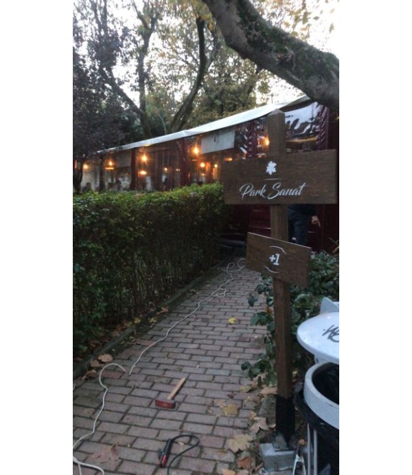 Park sanat Eskitme ahşap ayaklı tabela