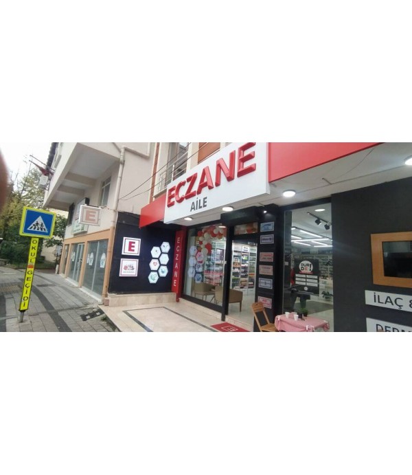 Aile Eczanesi yeni eczane tabelası
