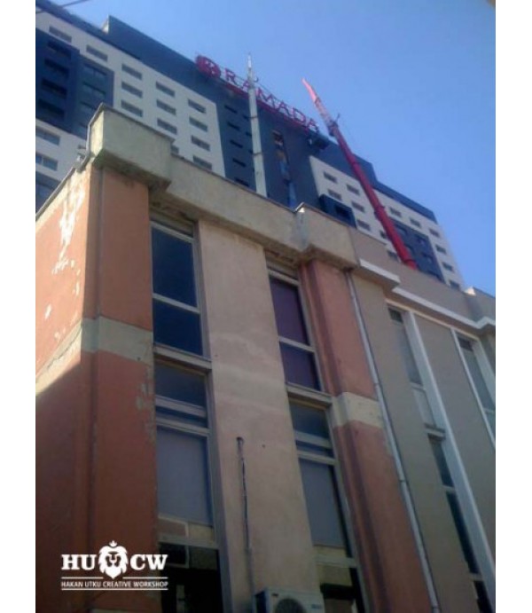 Ramada Hotel Kutu Harf