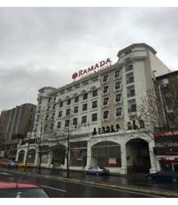 Ramada Hotel Plaza Çatı Tabela