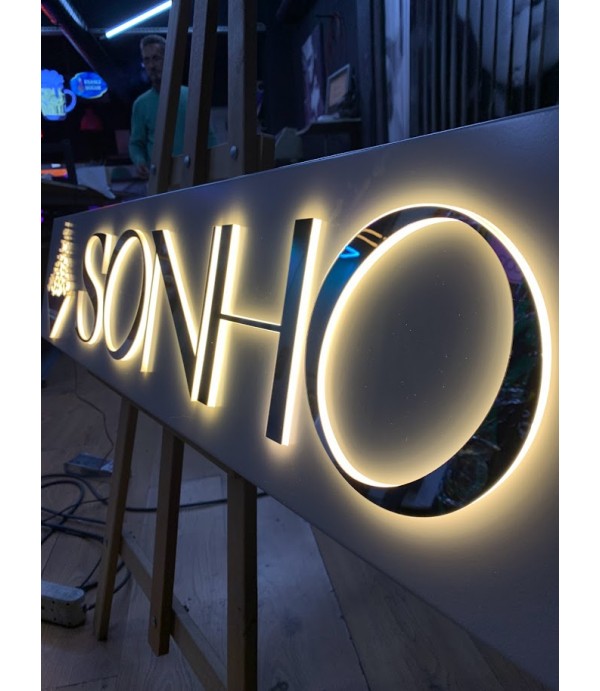 Sonho yurtdışı ışıklı tabela