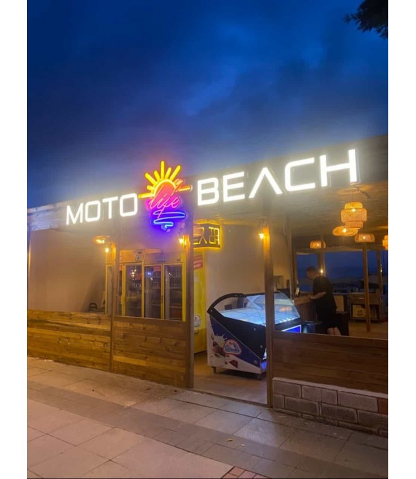 Beach Kutu Harf Tabela