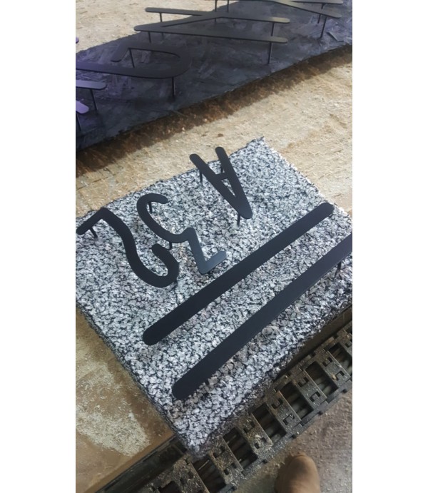 Kitbox Aluminyum saplama ayaklı kesme harf tabela