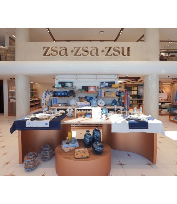 Zsa Zsa Zsu Çeşme İç Mekan Bronz Işıklı Kutu Harf Tabela