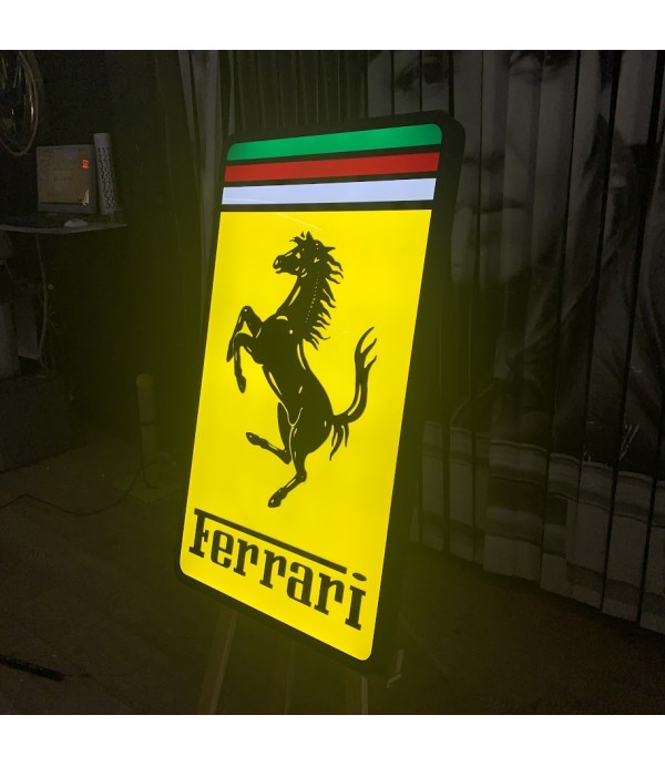 Ferrari garaj tabelası