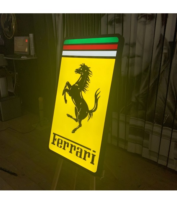 Ferrari garaj tabelası