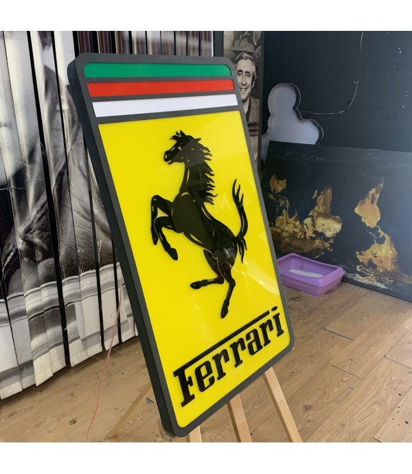 Ferrari garaj tabelası