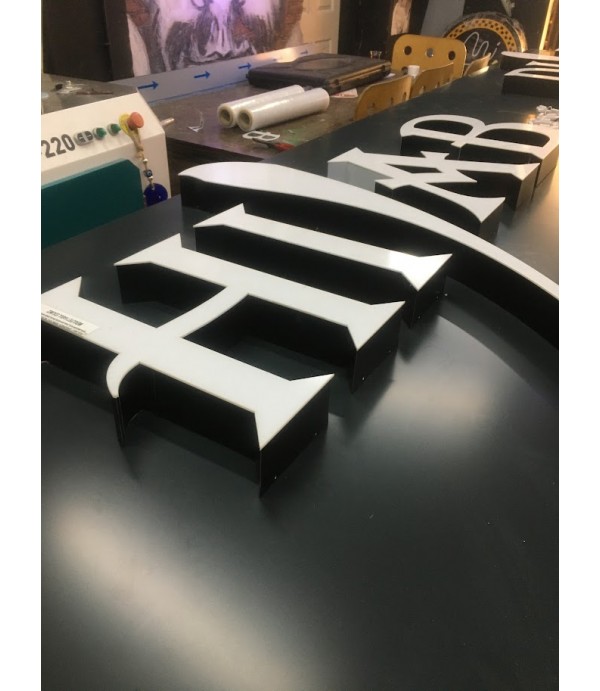 Hijab Moda Evi Almanya  Işıklı Pleksi Kutu Harf Tabela