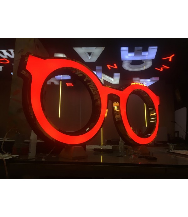 Gözlükçü sarı gold ışıklı tabela