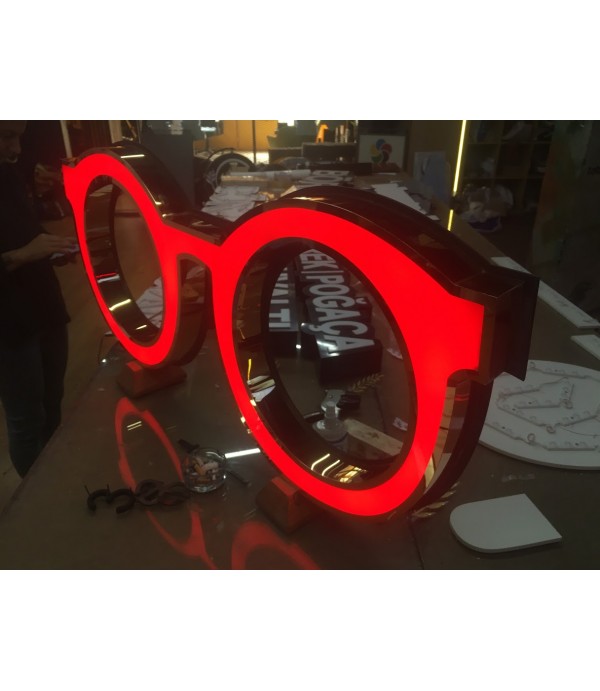 Gözlükçü sarı gold ışıklı tabela