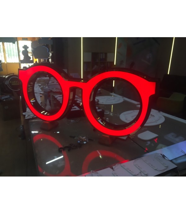 Gözlükçü sarı gold ışıklı tabela