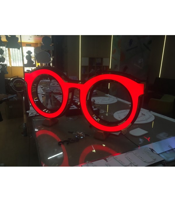 Gözlükçü sarı gold ışıklı tabela