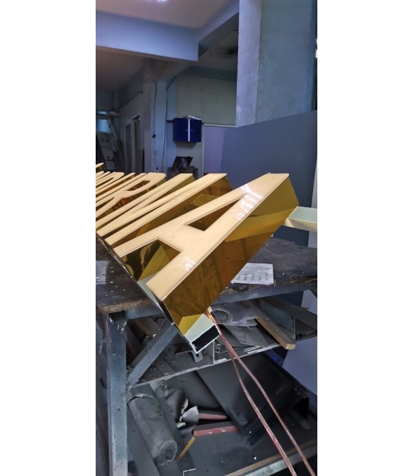 Hacıbey Baklava Börek Gold Krom Işıklı Kutu Harf