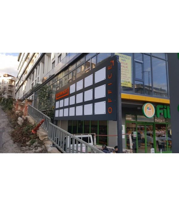 Plaza Girişi Çift Taraflı Ayaklı Tabela