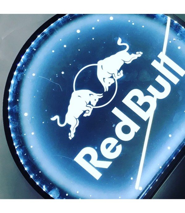Red Bull özel tasarım panosu
