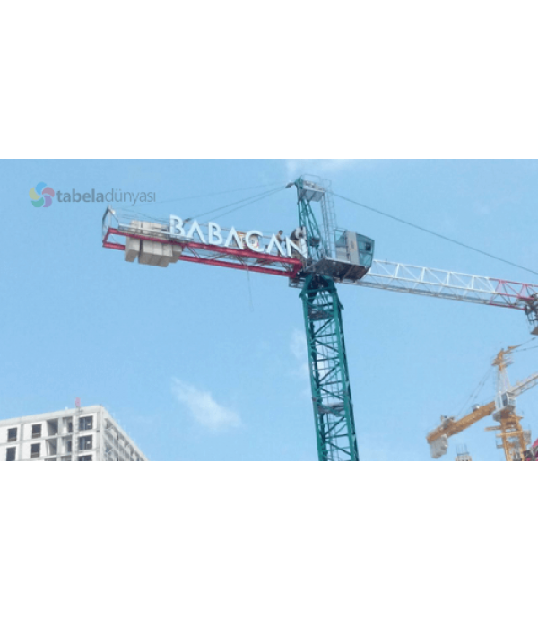 Babacan Holding Kule Vinç Üzerine Işıklı Kutu Harf 