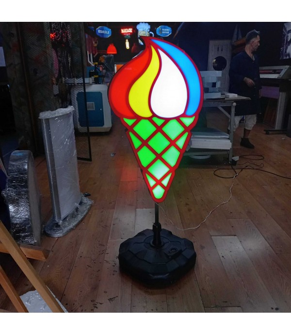 3D Duba Ayaklı Dondurma Tabela