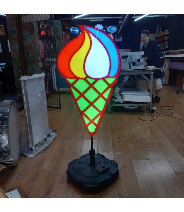 3D Duba Ayaklı Dondurma Tabela