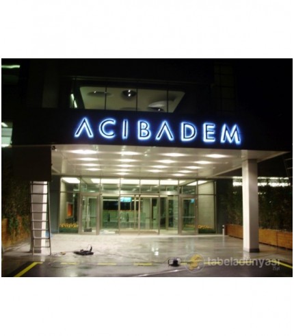 Acıbadem Hastaneleri Paslanmaz Krom Fileli Kutu Harf Tabela