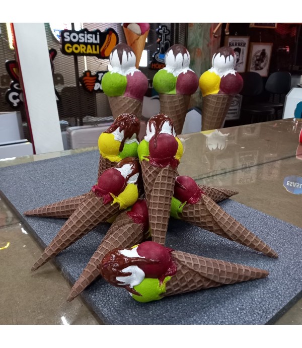 Küçük maket dondurma