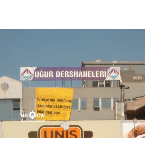 Uğur Dershanesi Çatı Tabelası