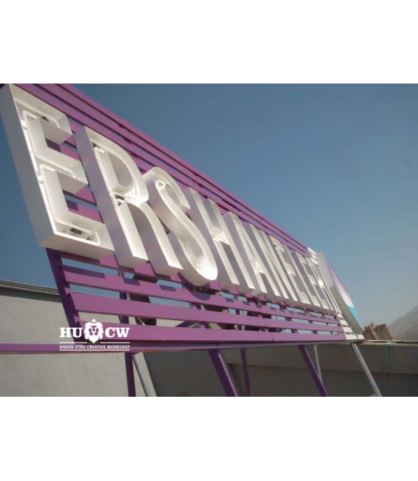 Uğur Dershanesi Çatı Tabelası