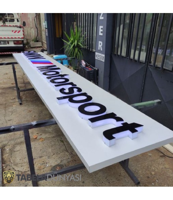 BMW Avusturya Işıklı Tabela