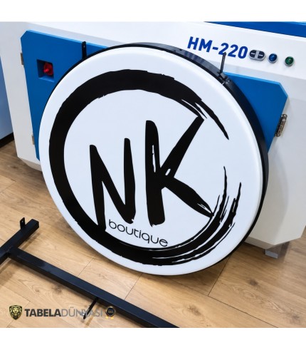 NK Boutiqe çift taraflı daire hazır tabela