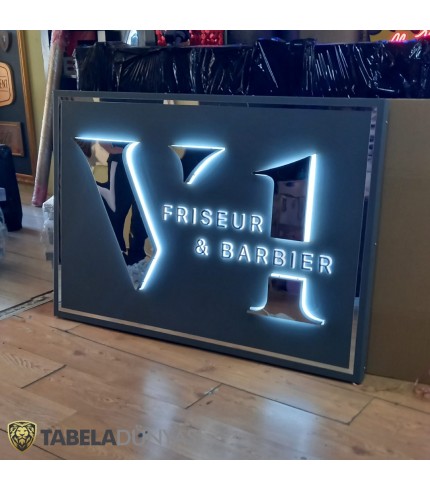 Berlin Friseur Barbier Işıklı Tabela