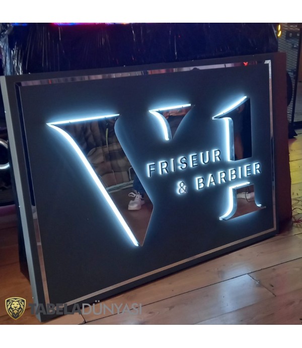 Berlin Friseur Barbier Işıklı Tabela