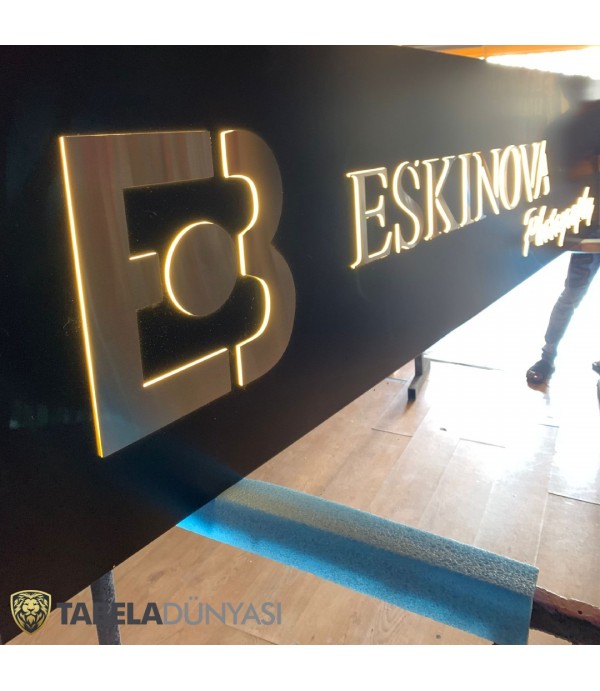 Eskinova Photography kesme krom harf Işıklı tabela