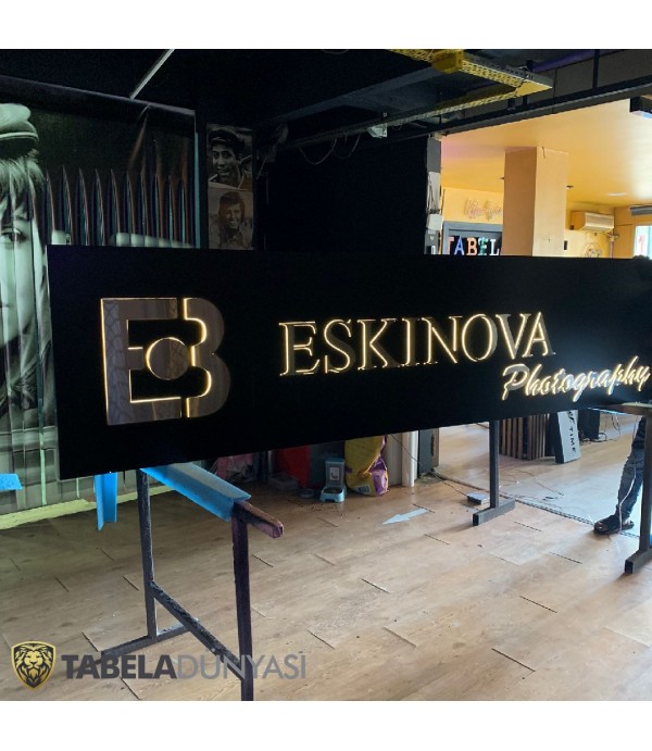Eskinova Photography kesme krom harf Işıklı tabela