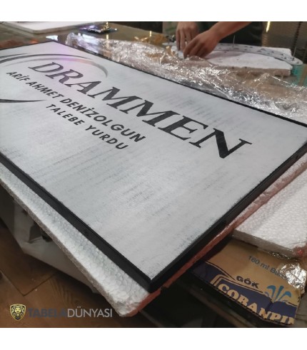 Drammen Ahşap Oyma Tabela