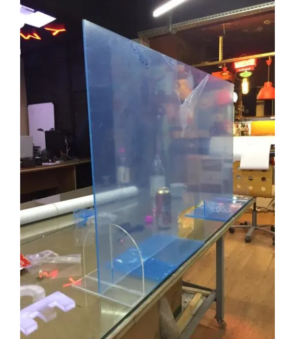 Virüs Koruma İçin Pleksi Seperatör