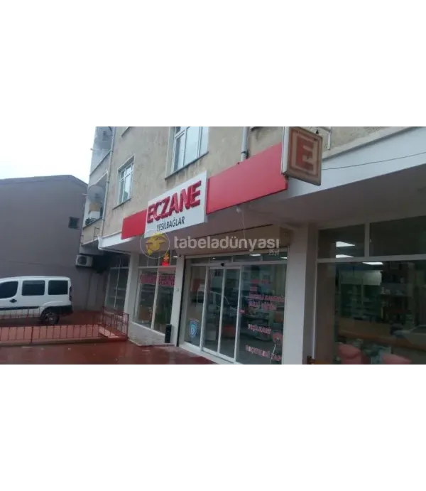 Yeşilbağ Eczanesi Kübik Kabartma Harf Eczane Tabelası