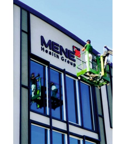 Mene Health Group Çatı Duvar Tabelası