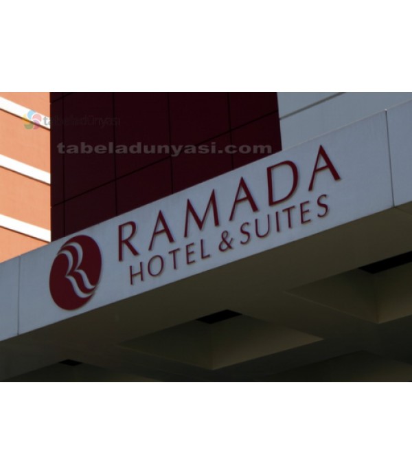 Ramada Hotel Plaza Çatı Tabela