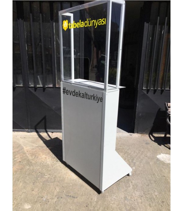 Eczane Kapı Girişi Demonte Ayaklı Seperatör İmalatı