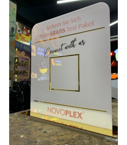 Novoplex Almanya QR Kod Masa Üstü Standları
